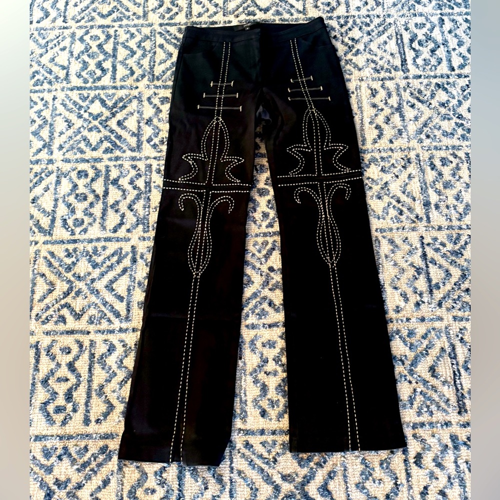 Simple Black Women's Straight Leg Jeans with Silver Accents